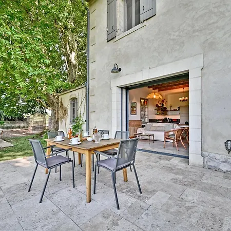 Holiday home Le Campagne Beaucaire (Gard)